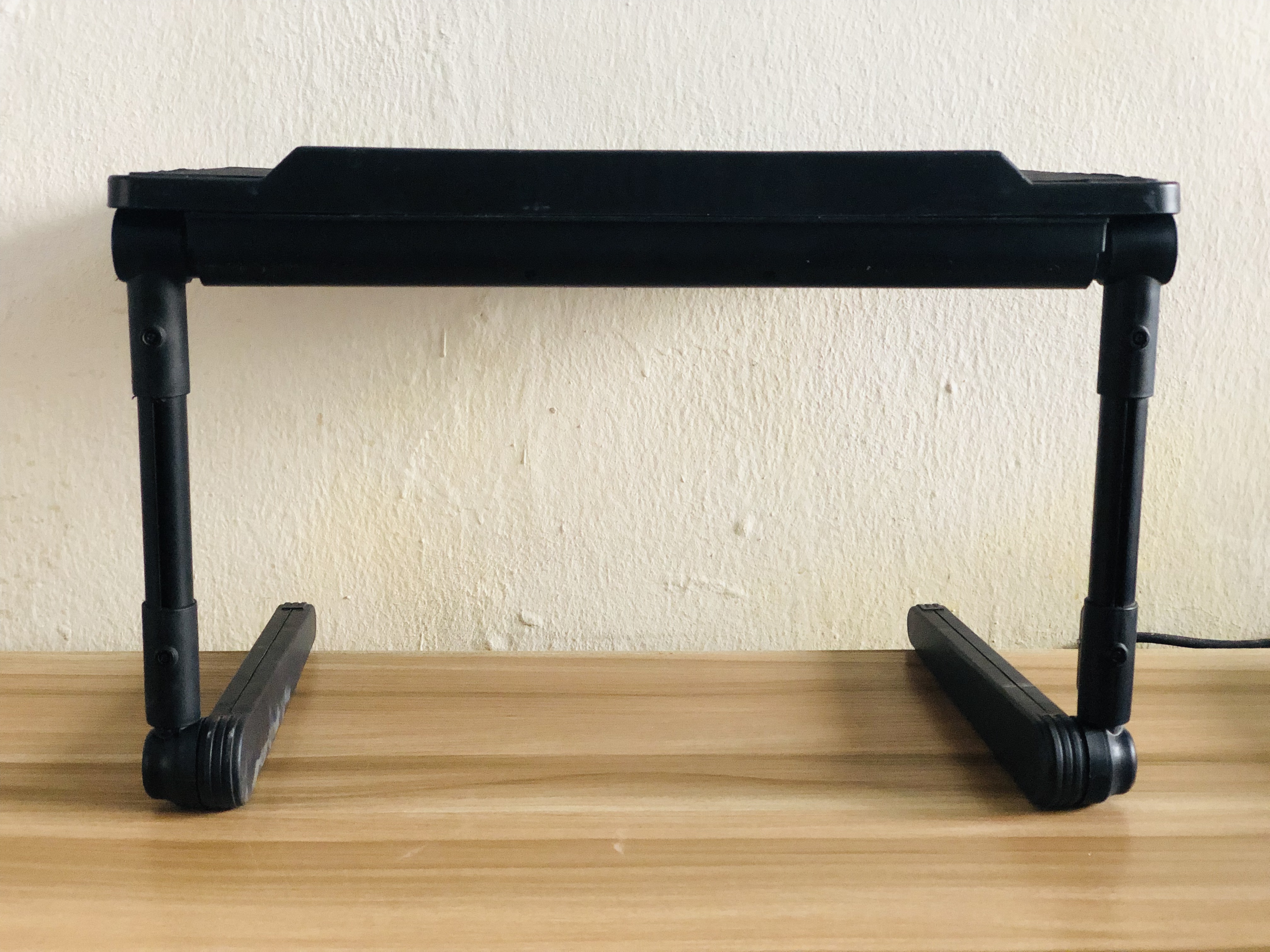 AirSpace Laptop Desk